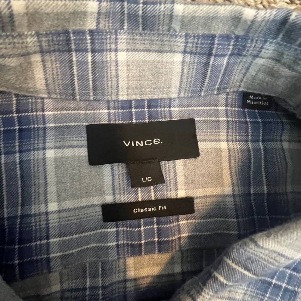 Vince Mens Classic Fit Plaid Button Down Shirt Blue Grey Large L Long Sleeve - Picture 2 of 6